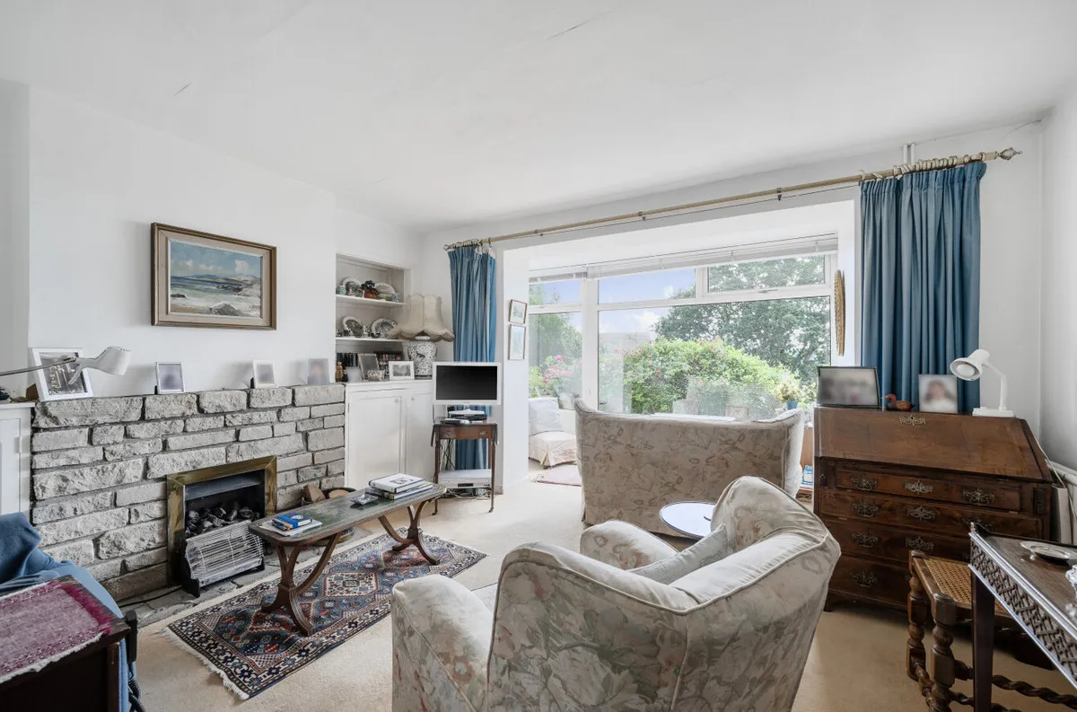 Pulborough, RH20 2AH, photo 3