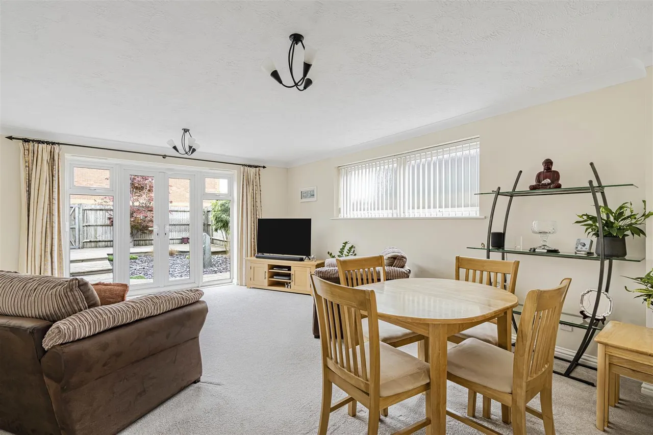 Gowings Green, Cippenham, photo 2