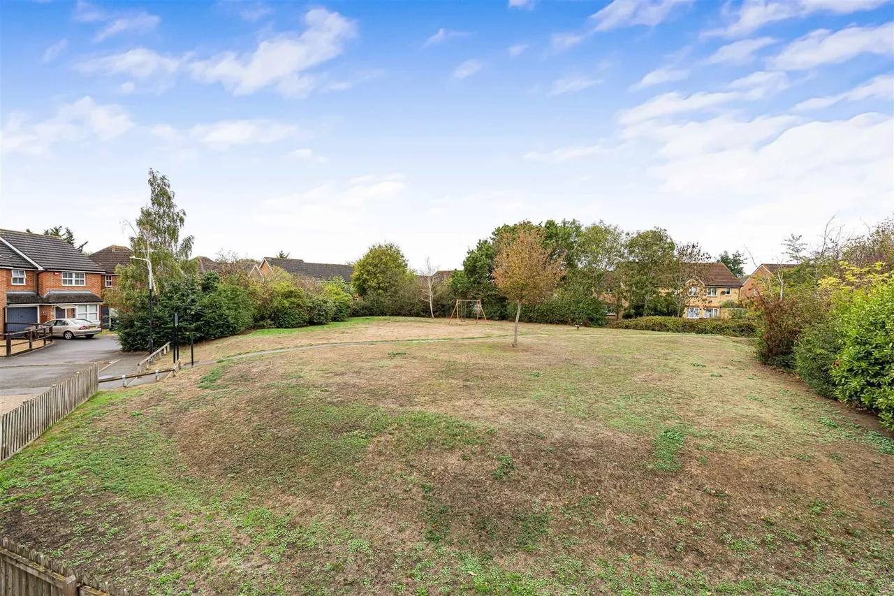 Gowings Green, Cippenham, photo 16