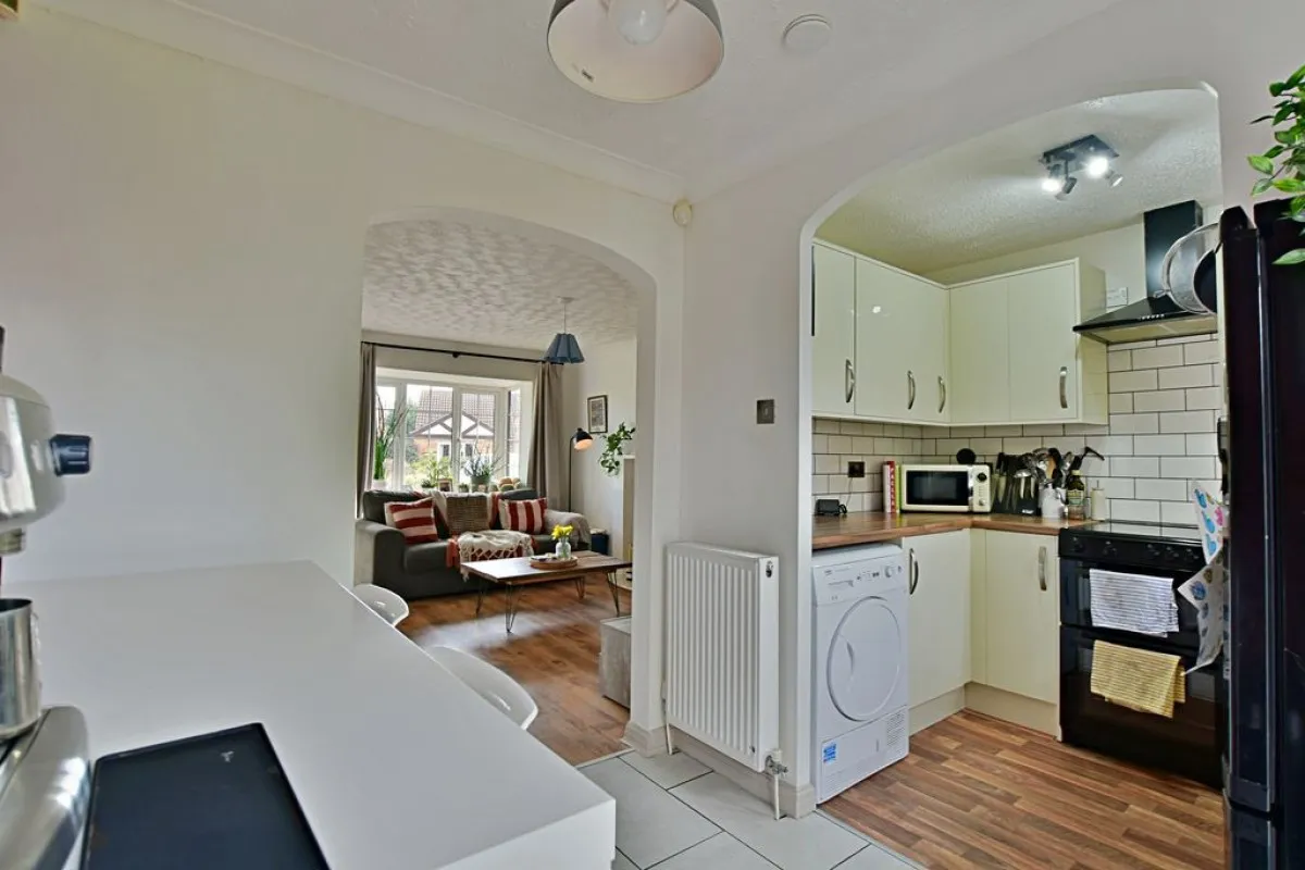 Staffordshire Crescent, Doddington Park, photo 8