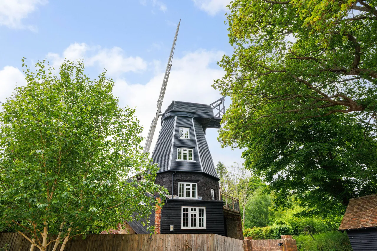 The Hollow, West Chiltington, RH20, photo 10