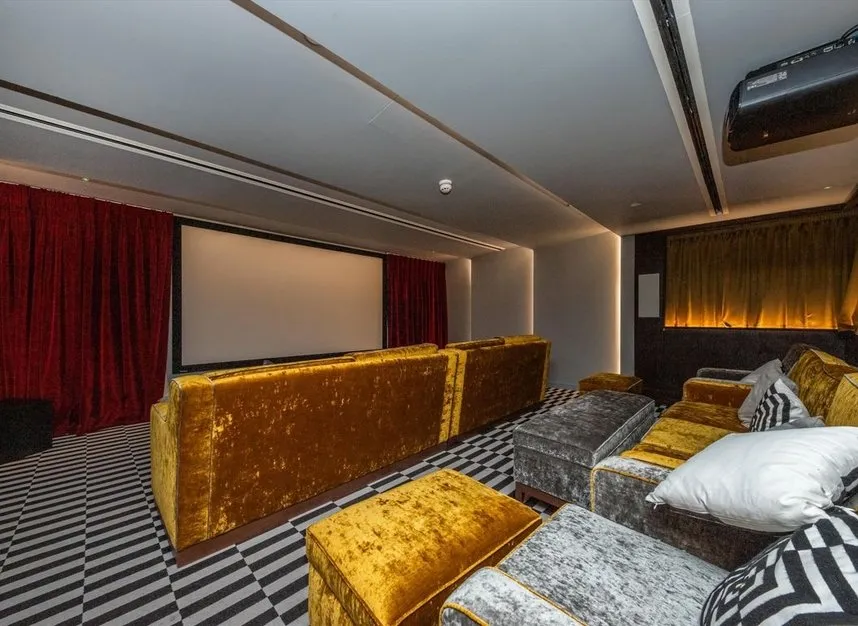 Wheatfield Way, Kingston Upon Thames, KT1, photo 9
