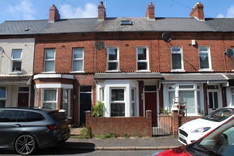 2 bed house to rent, Reid Street, Belfast, BT6