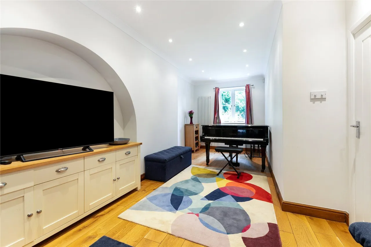 The Avenue, St Margarets, Twickenham, TW1, photo 6