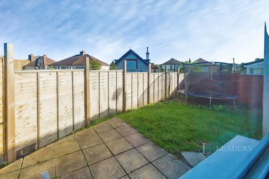 Coulsdon Road, Caterham, CR3, photo 2
