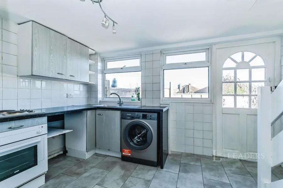 Coulsdon Road, Caterham, CR3, photo 6