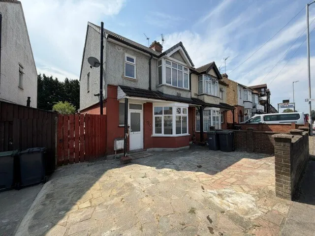 Dunstable Road, Luton, Beds, photo 8