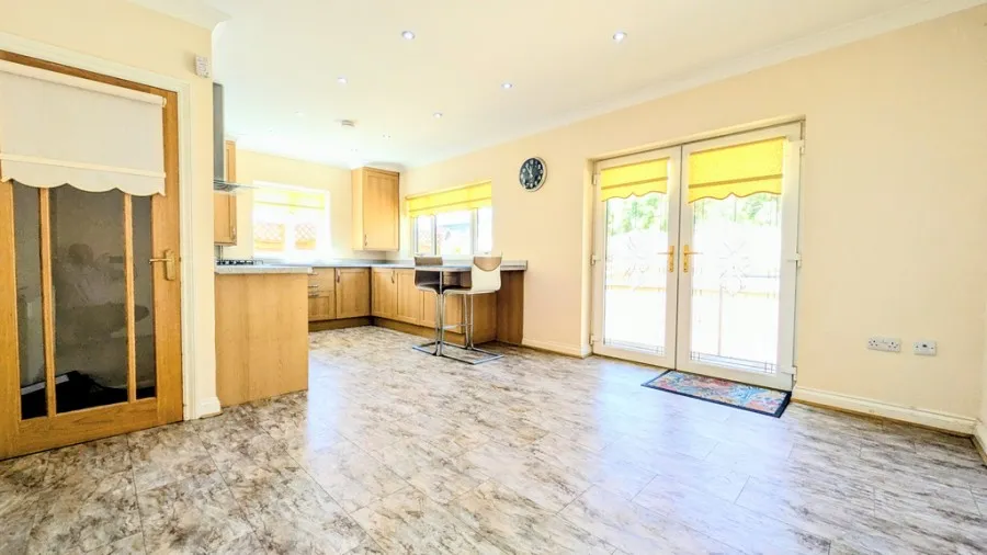 Milbourne Close, Merthyr Tydfil, photo 3