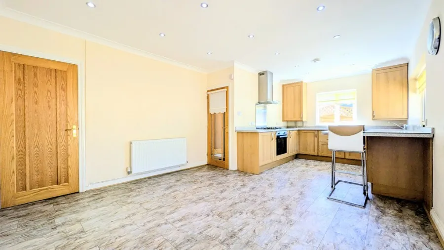 Milbourne Close, Merthyr Tydfil, photo 6