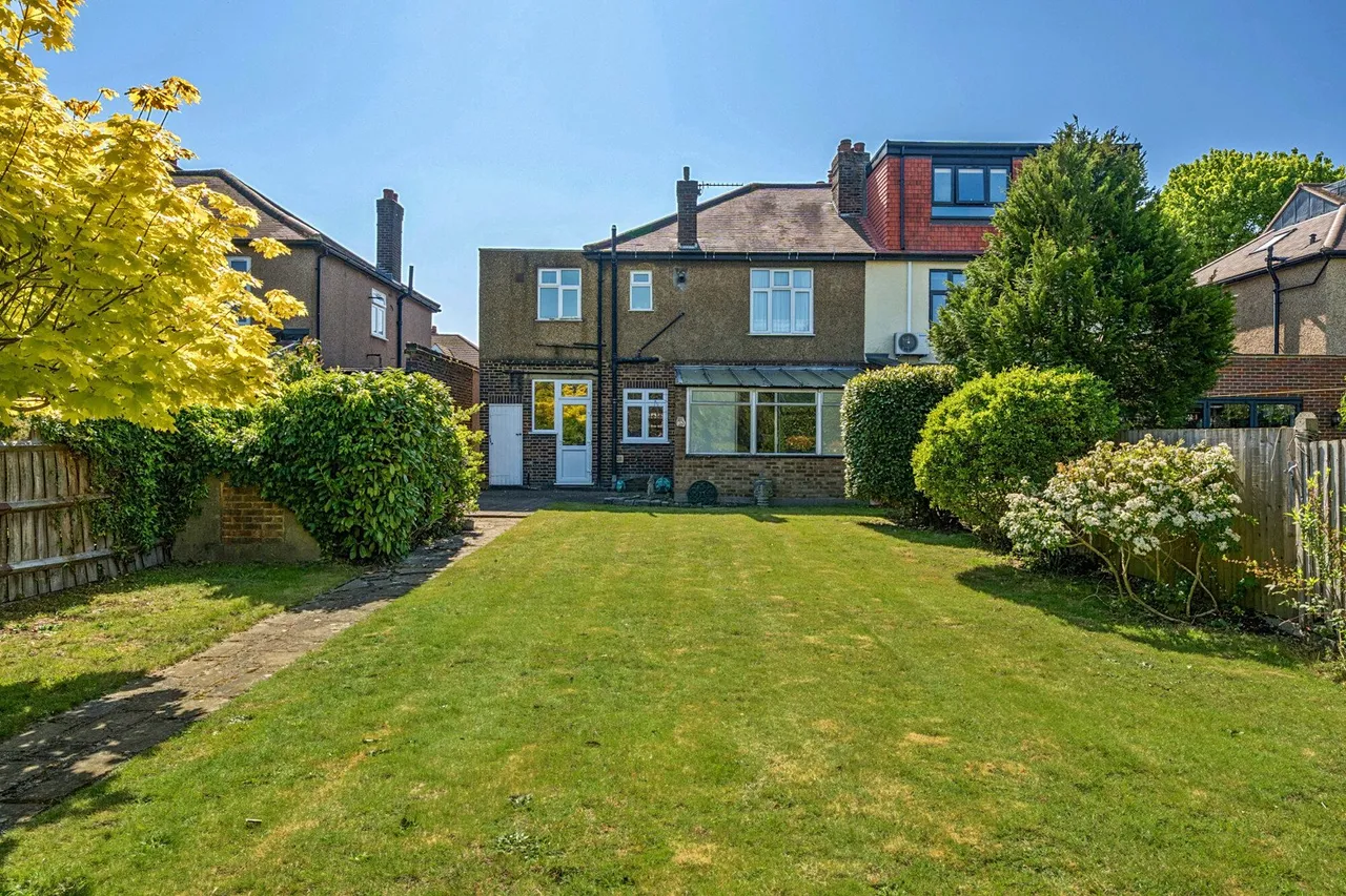 Callander Road, SE6, photo 7