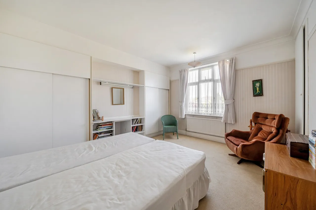 Callander Road, SE6, photo 11
