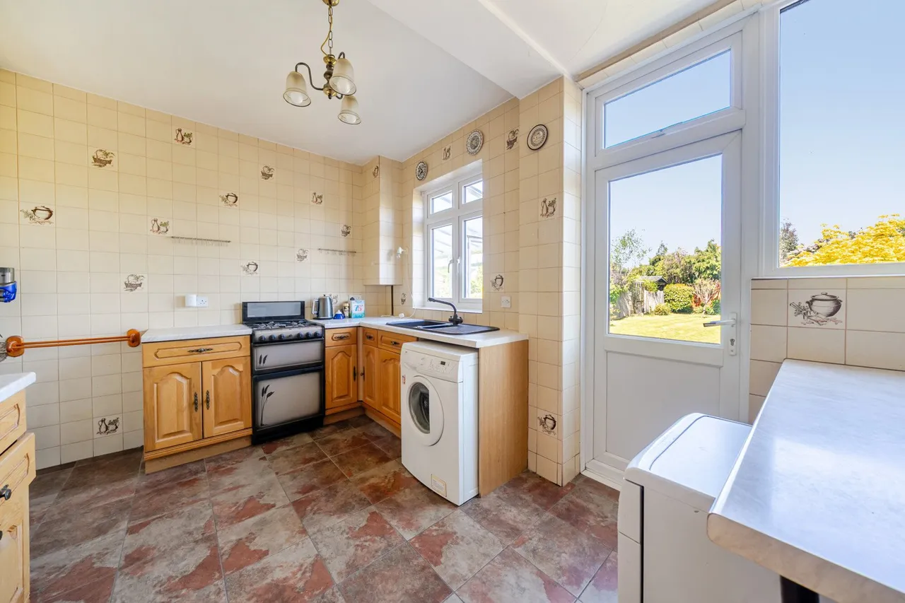 Callander Road, SE6, photo 15