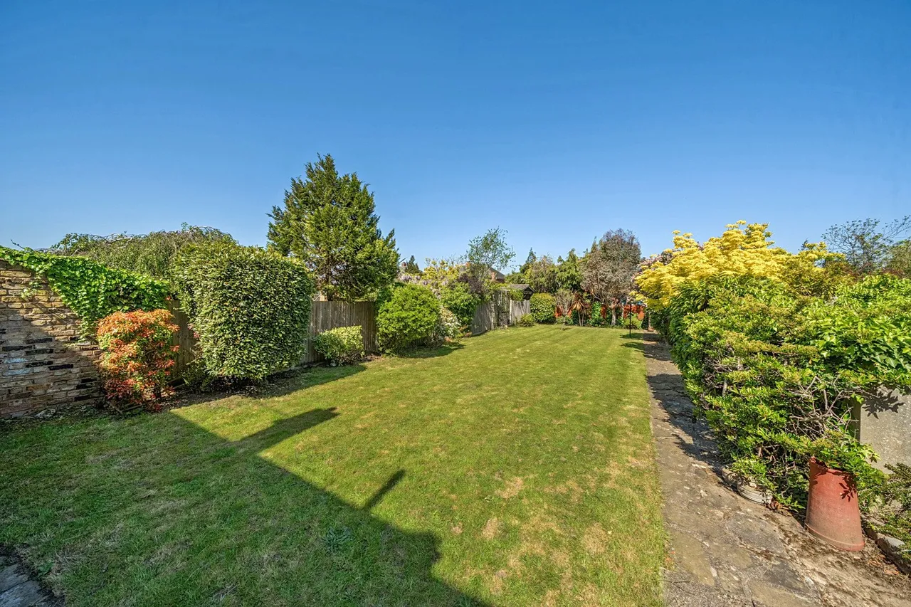 Callander Road, SE6, photo 16