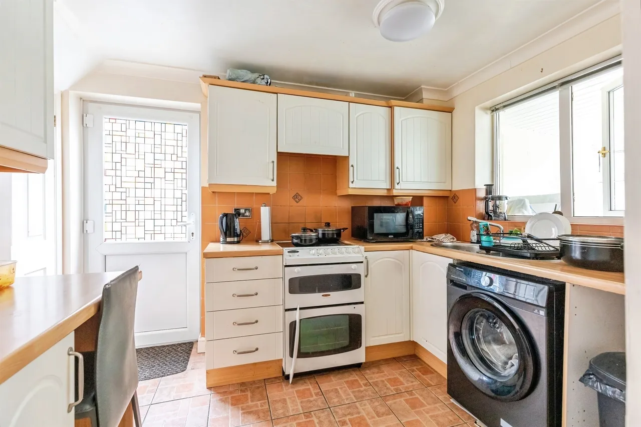 Tyne Close, Wellingborough, photo 4