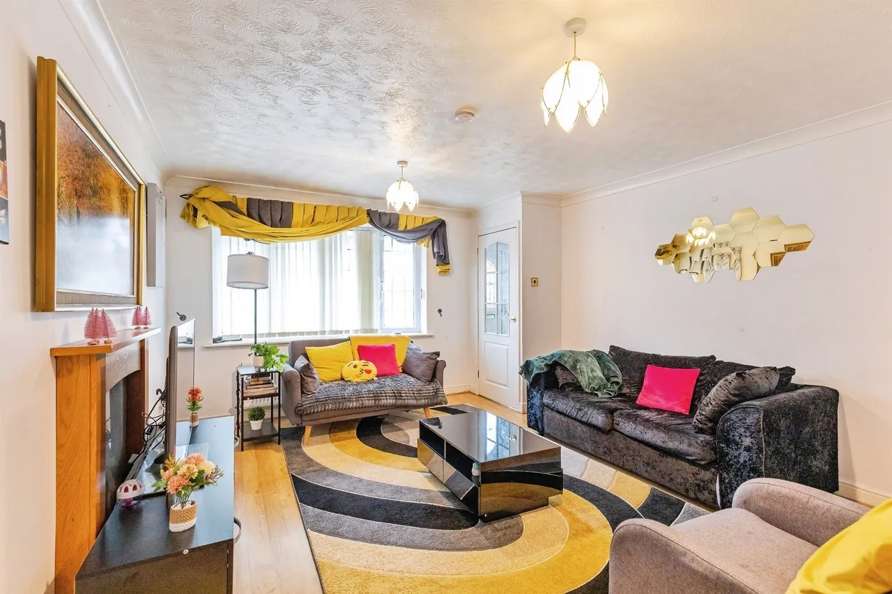 Tyne Close, Wellingborough, photo 7
