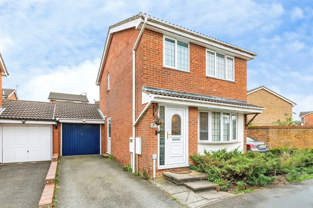 3 bed house for sale — Tyne Close, Wellingborough