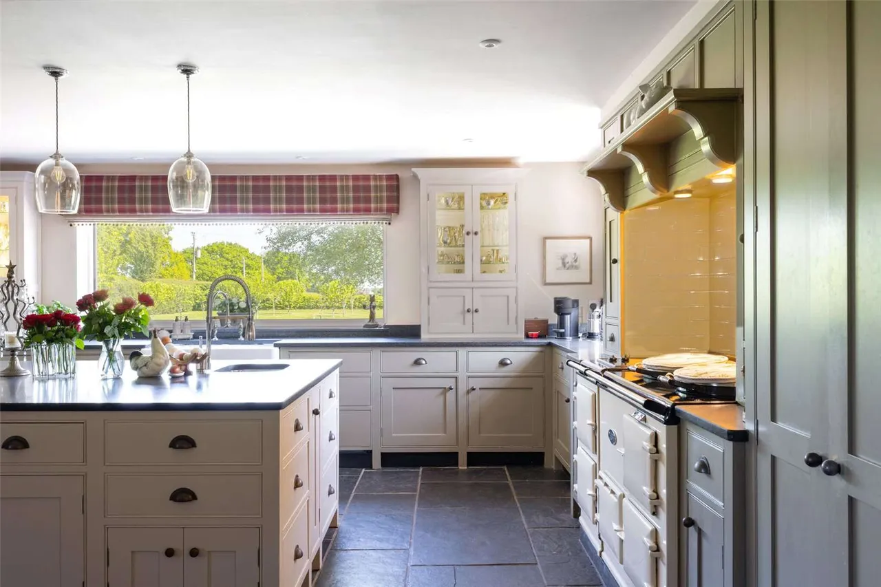 Lower Barnes, Malpas, Cheshire, SY14 7LB, photo 7