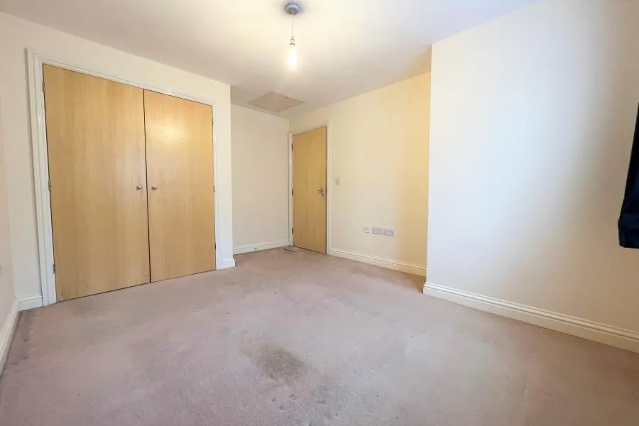 Katherine Court, Knaphill, GU21, photo 4