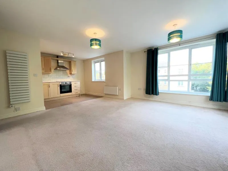 Katherine Court, Knaphill, GU21, photo 6