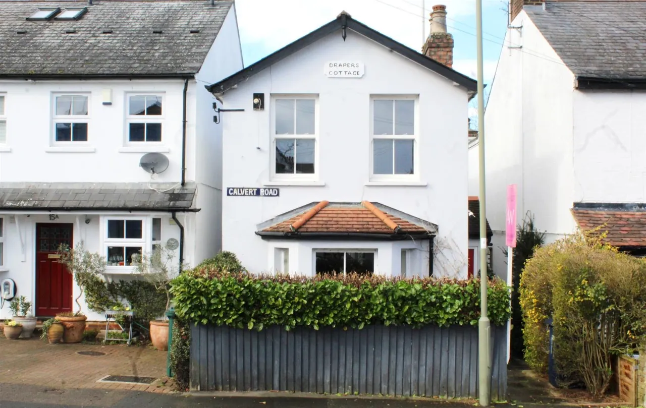 3 bed house for sale — Calvert Road, High Barnet EN5 4HH