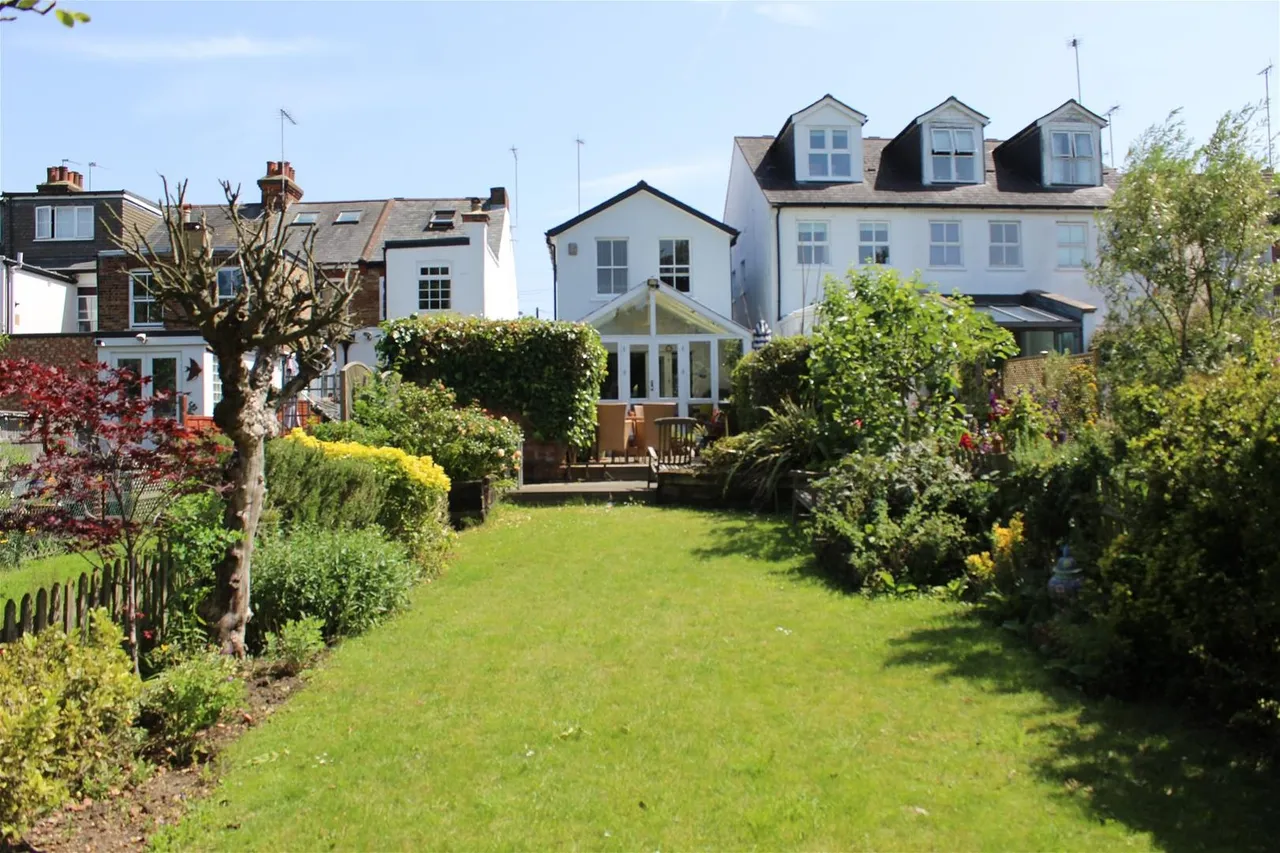 Calvert Road, High Barnet EN5 4HH, photo 12