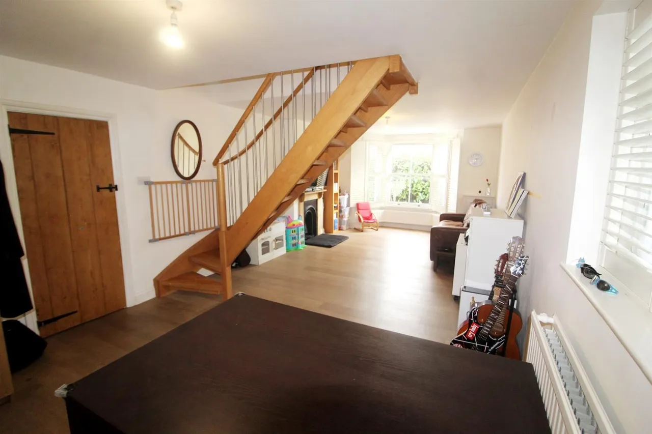Calvert Road, High Barnet EN5 4HH, photo 3