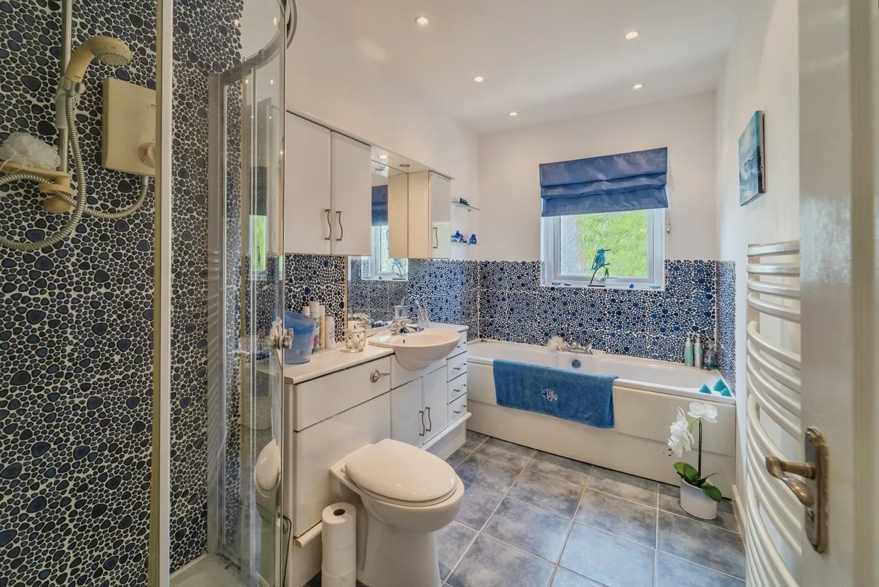 Saundersfoot, SA69, photo 15