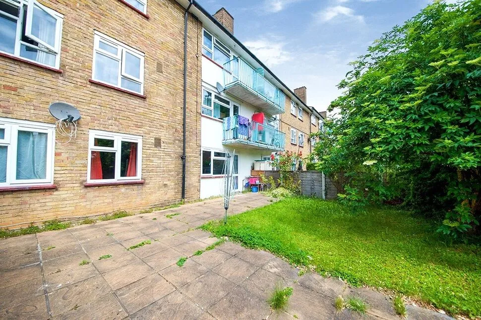 Paul Close, Stratford, London, E15, photo 10
