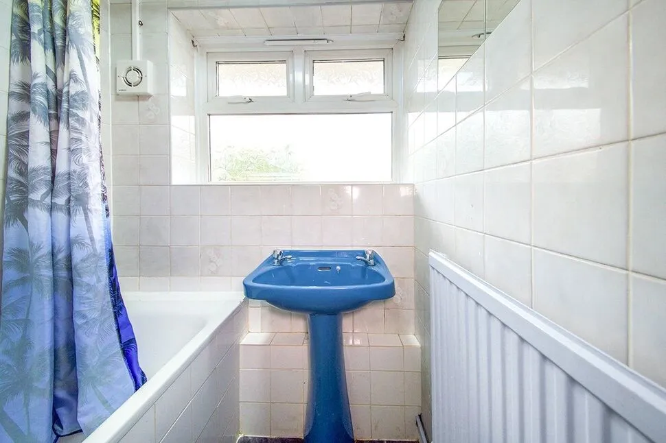 Paul Close, Stratford, London, E15, photo 7