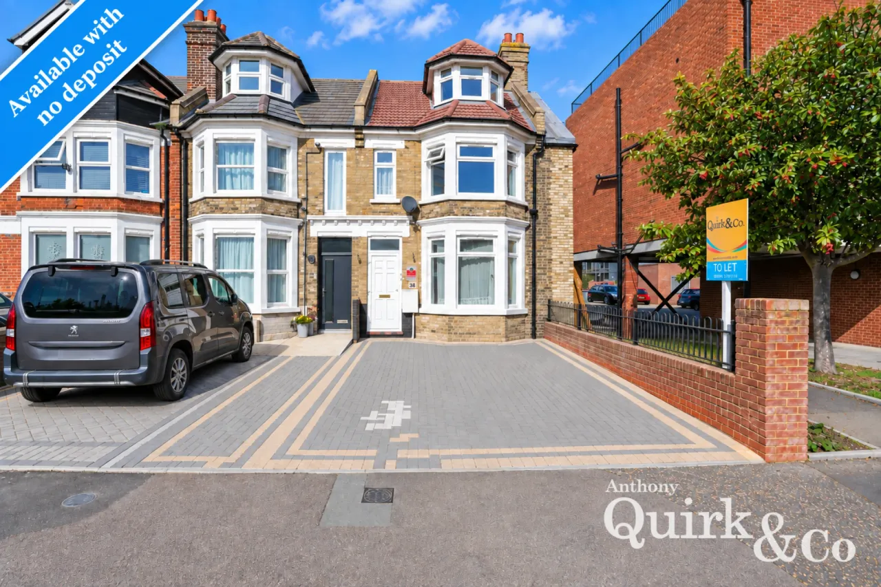 4 bed property to rent, West Avenue, Clacton-on-sea, CO15
