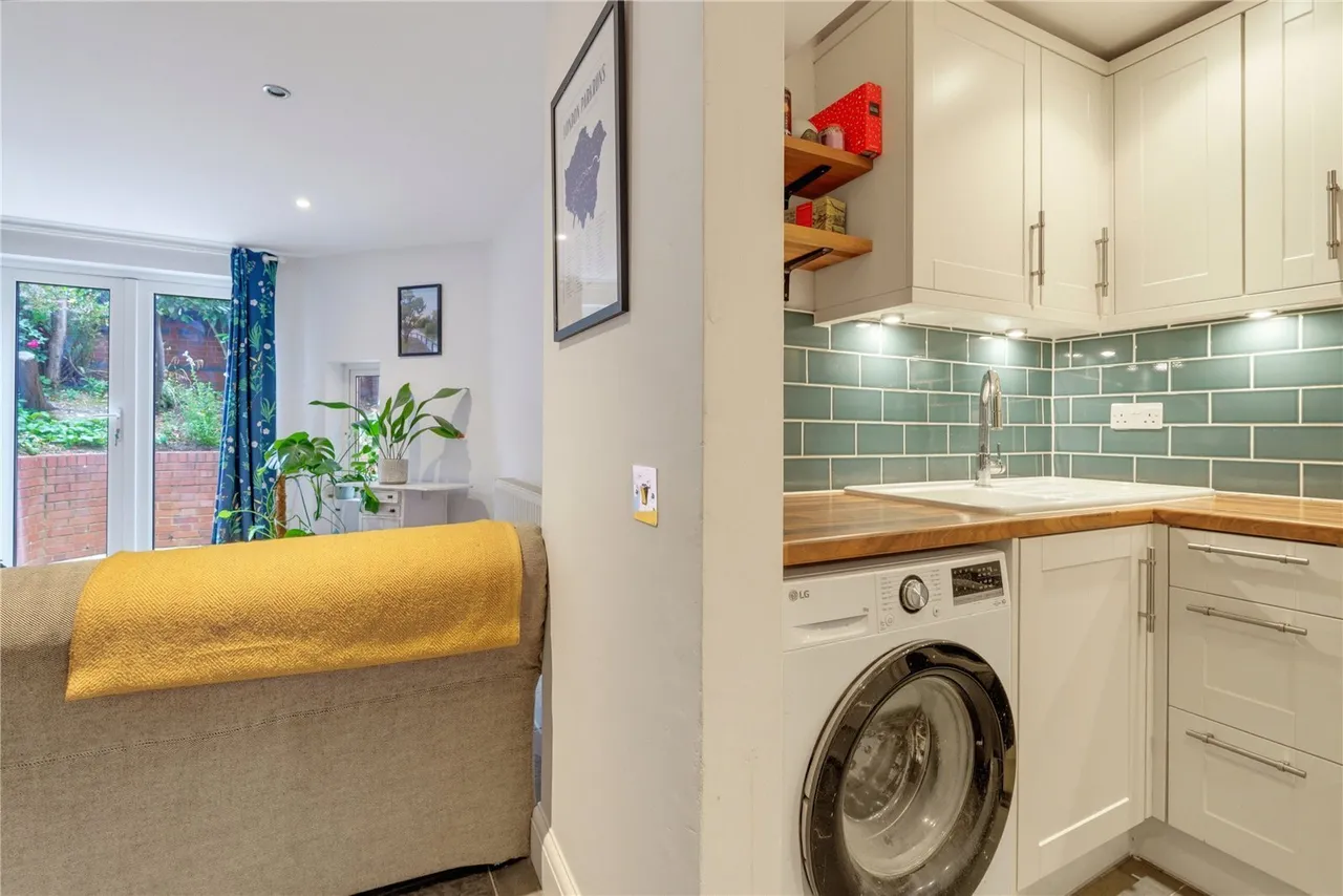 Trinity Road, London, SW17, photo 7