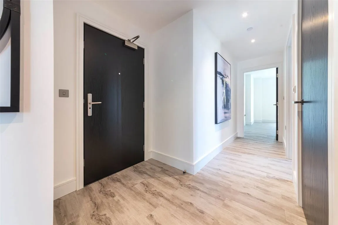 Portal Way, North Acton, photo 9