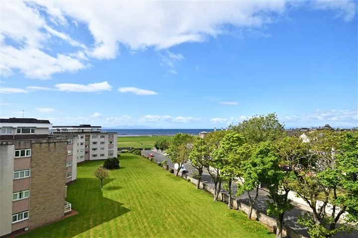 The Penthouse, 49 Fairfield Park, Ayr, KA7 2AU, photo 19