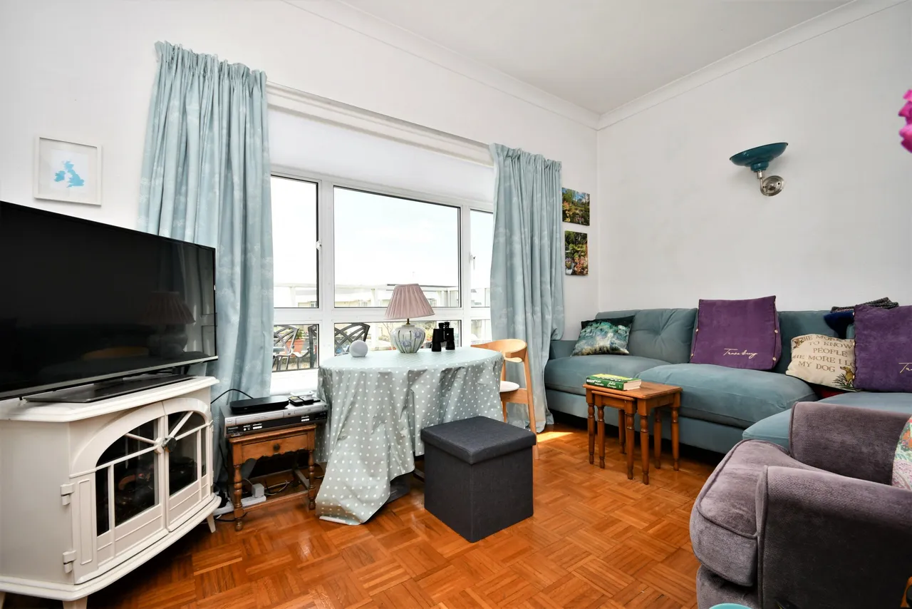 The Penthouse, 49 Fairfield Park, Ayr, KA7 2AU, photo 10