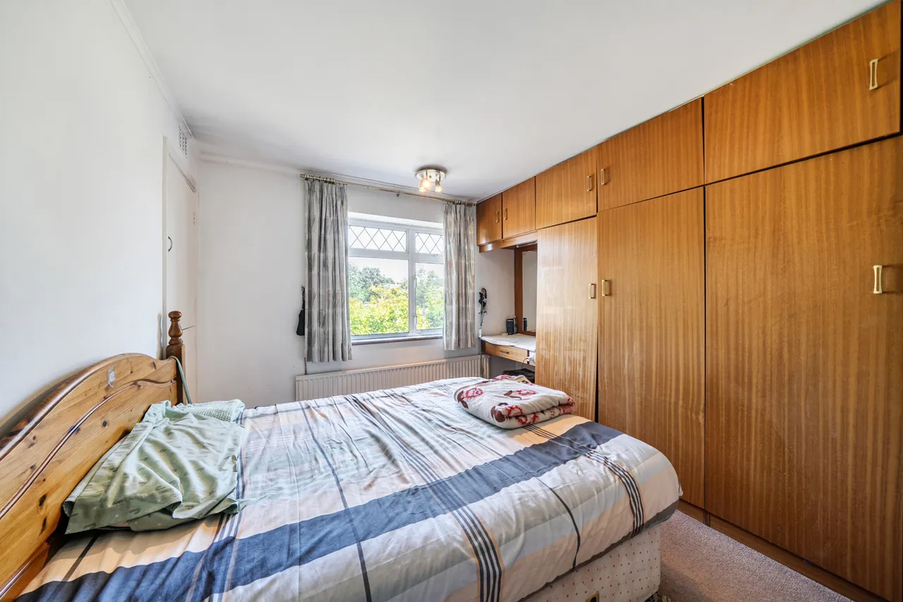 Normans Close, Uxbridge, UB8, photo 6