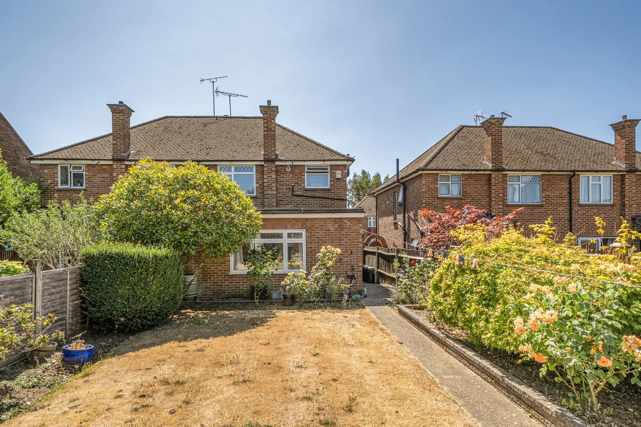 Normans Close, Uxbridge, UB8, photo 11