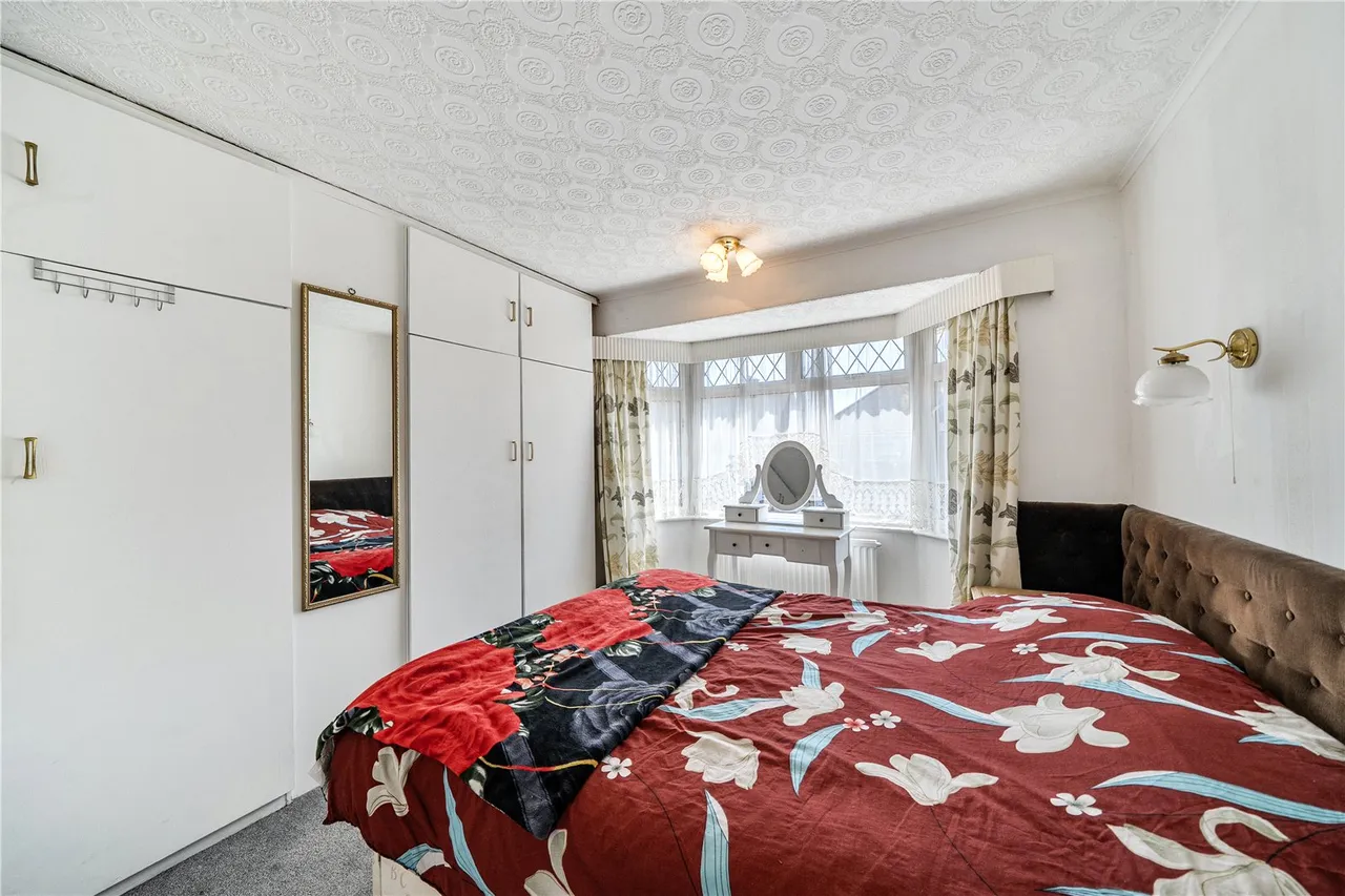 Normans Close, Uxbridge, UB8, photo 7