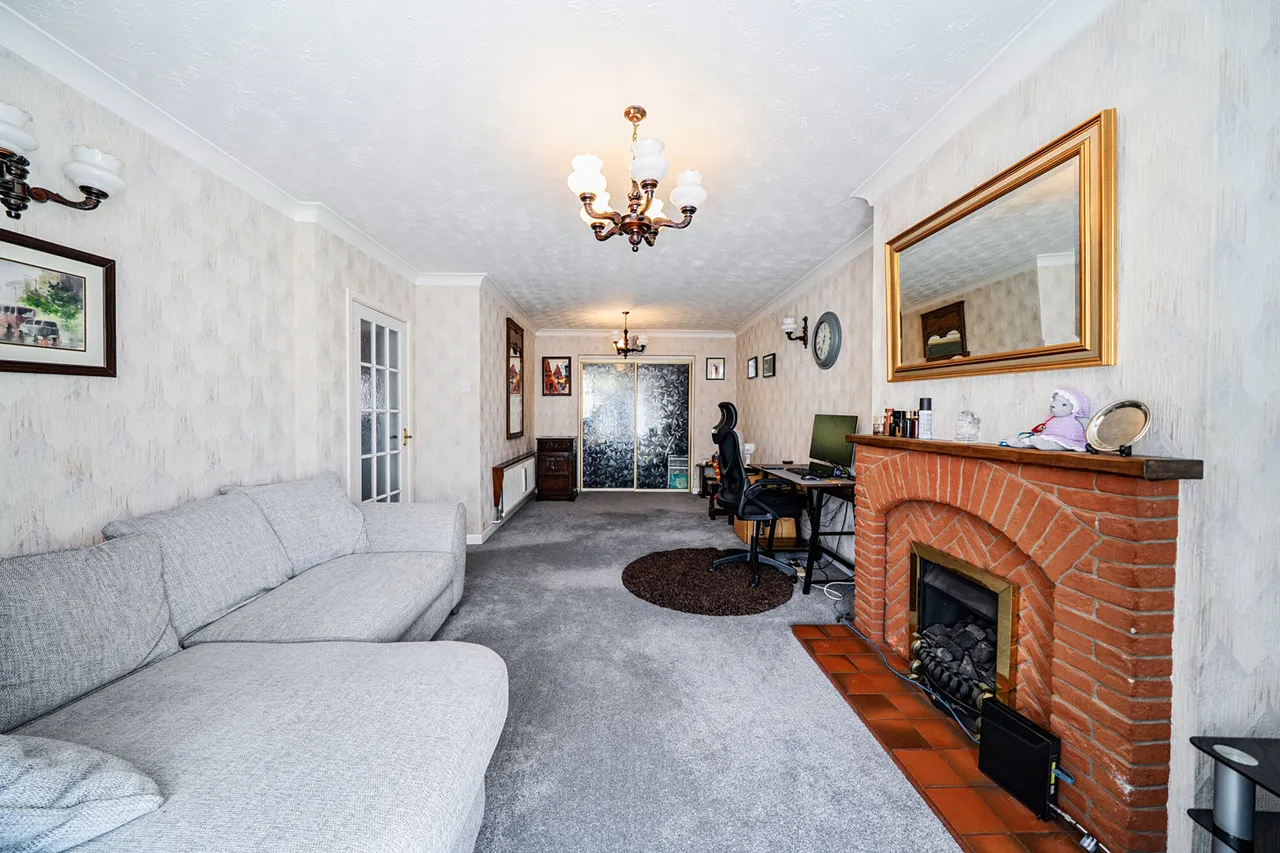 Normans Close, Uxbridge, UB8, photo 14