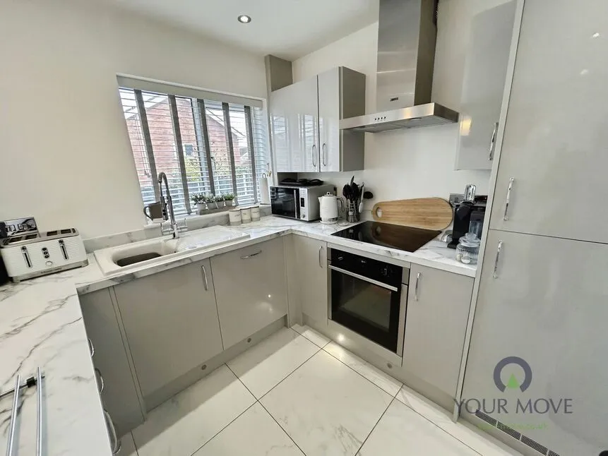 Rutherford Avenue, Newcastle, Staffordshire, ST5, photo 5