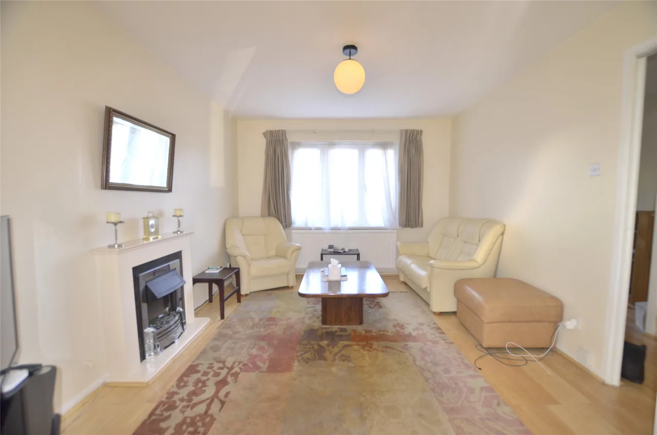 Apeldoorn Drive, Wallington, SM6 9LG, photo 4