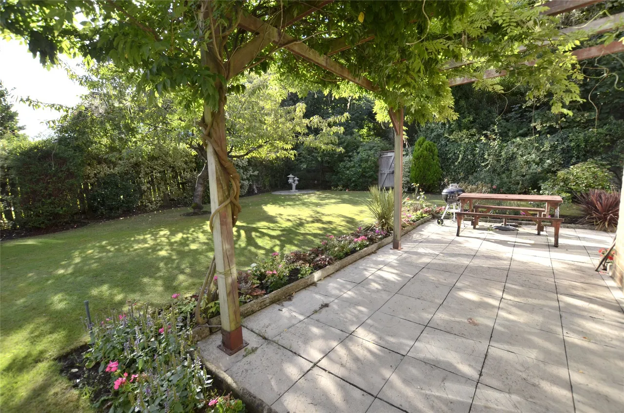 Apeldoorn Drive, Wallington, SM6 9LG, photo 12