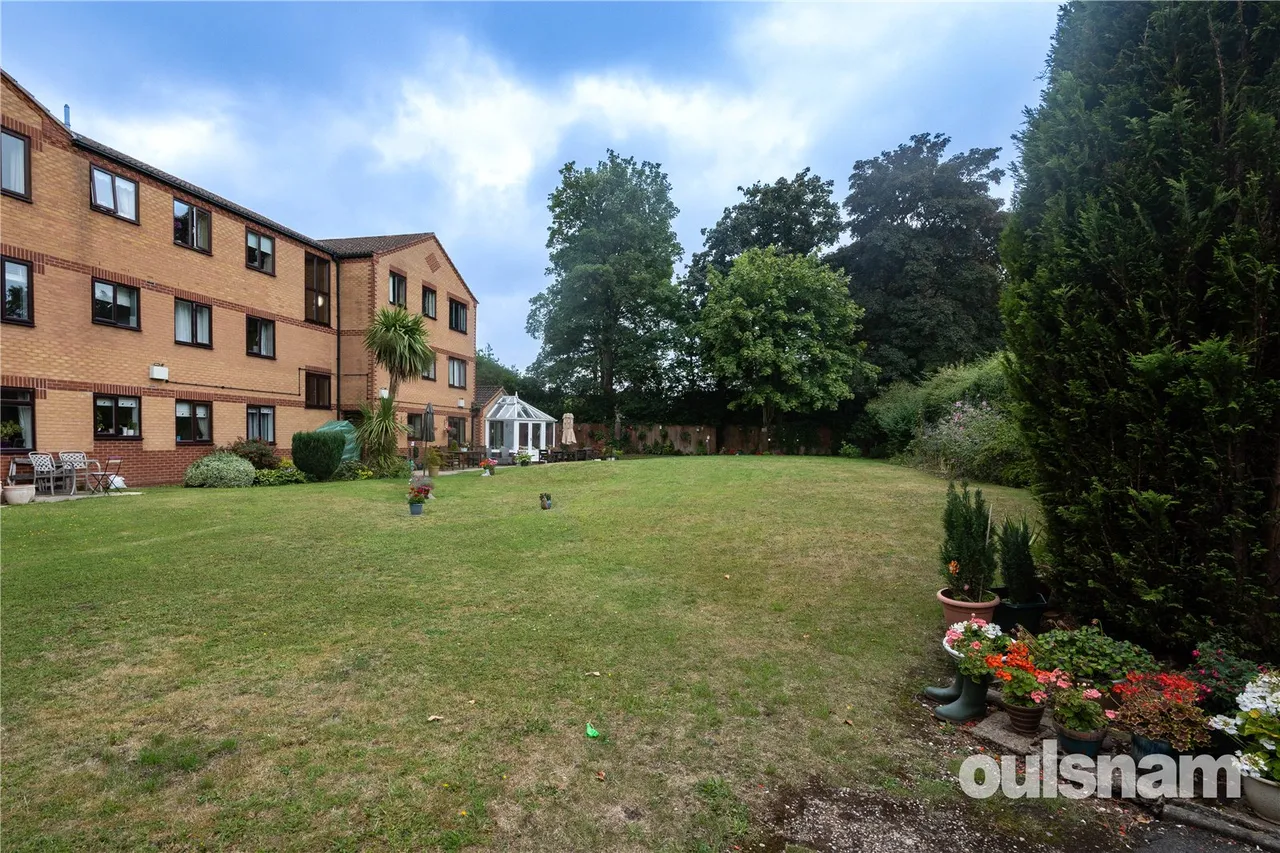 Northfield Road, Kings Norton, Birmingham, West Midlands, B30 1DU, photo 14