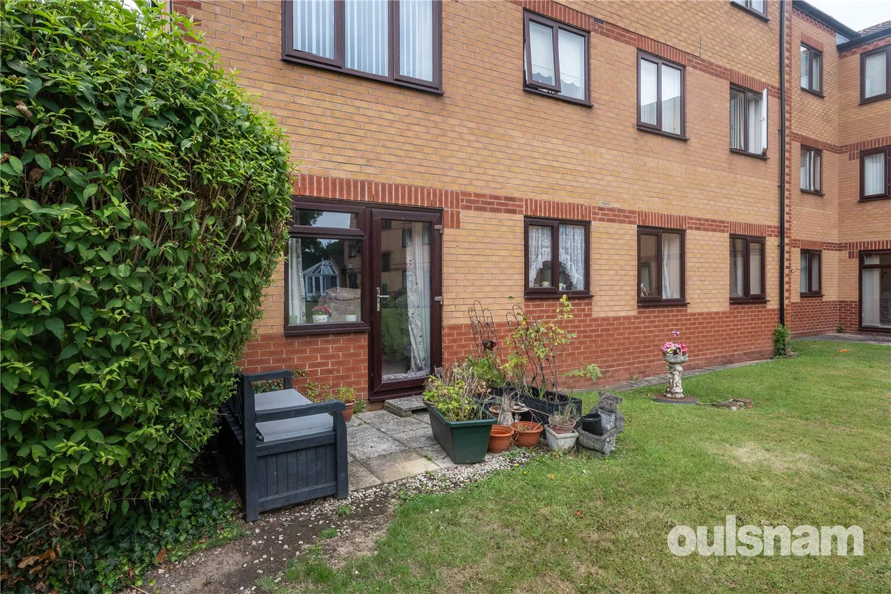 Northfield Road, Kings Norton, Birmingham, West Midlands, B30 1DU, photo 3