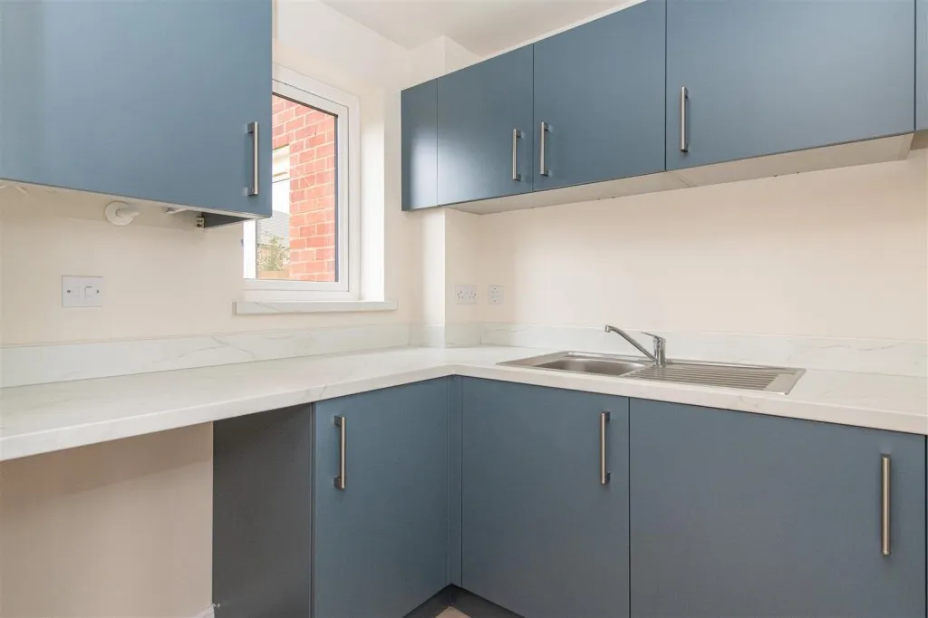 Tansy Road, Corby, photo 6
