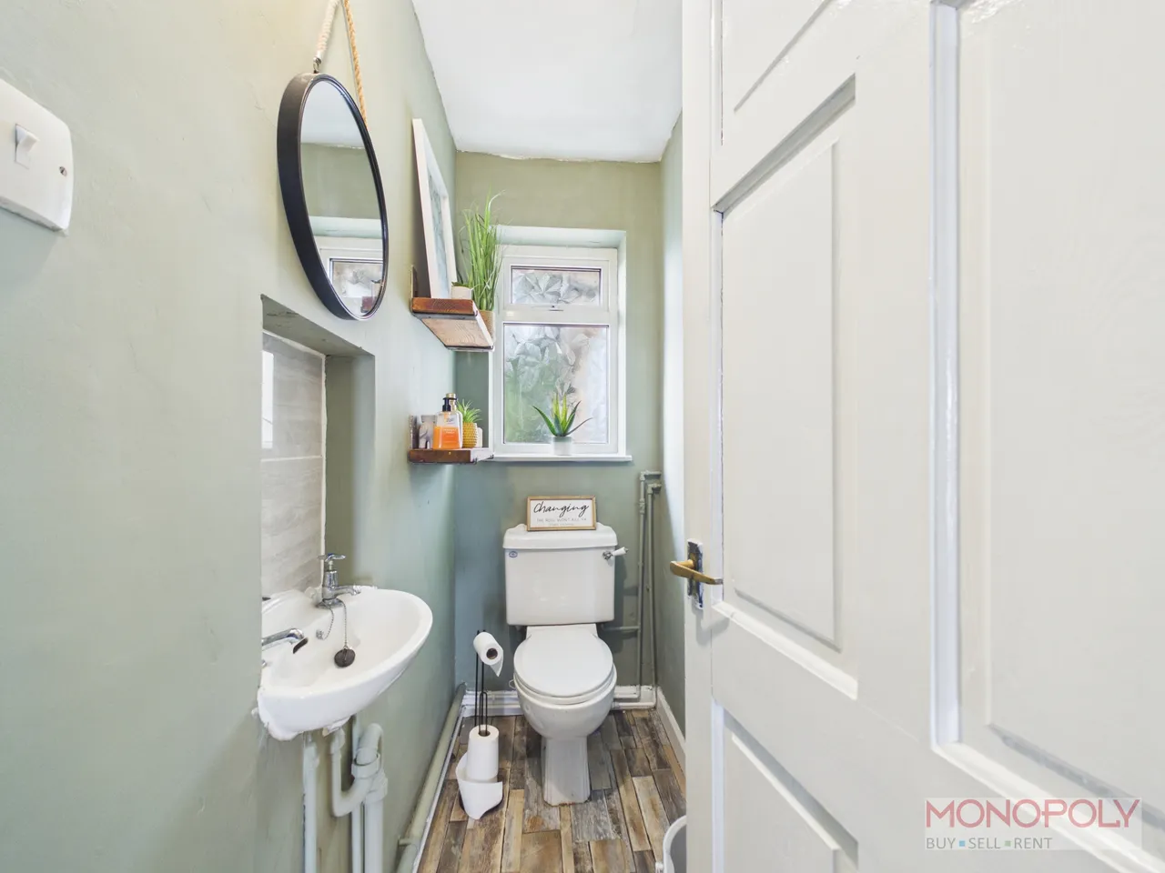 Brentwood Wrexham Road, Cefn-Y-Bedd, LL12, photo 8