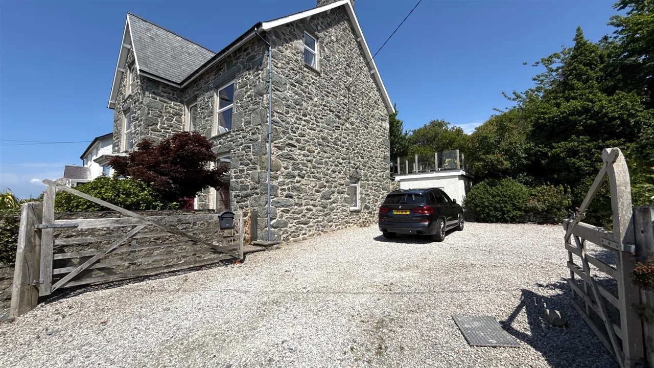 Bron Eirian, Dyffryn Ardudwy, LL44, photo 20
