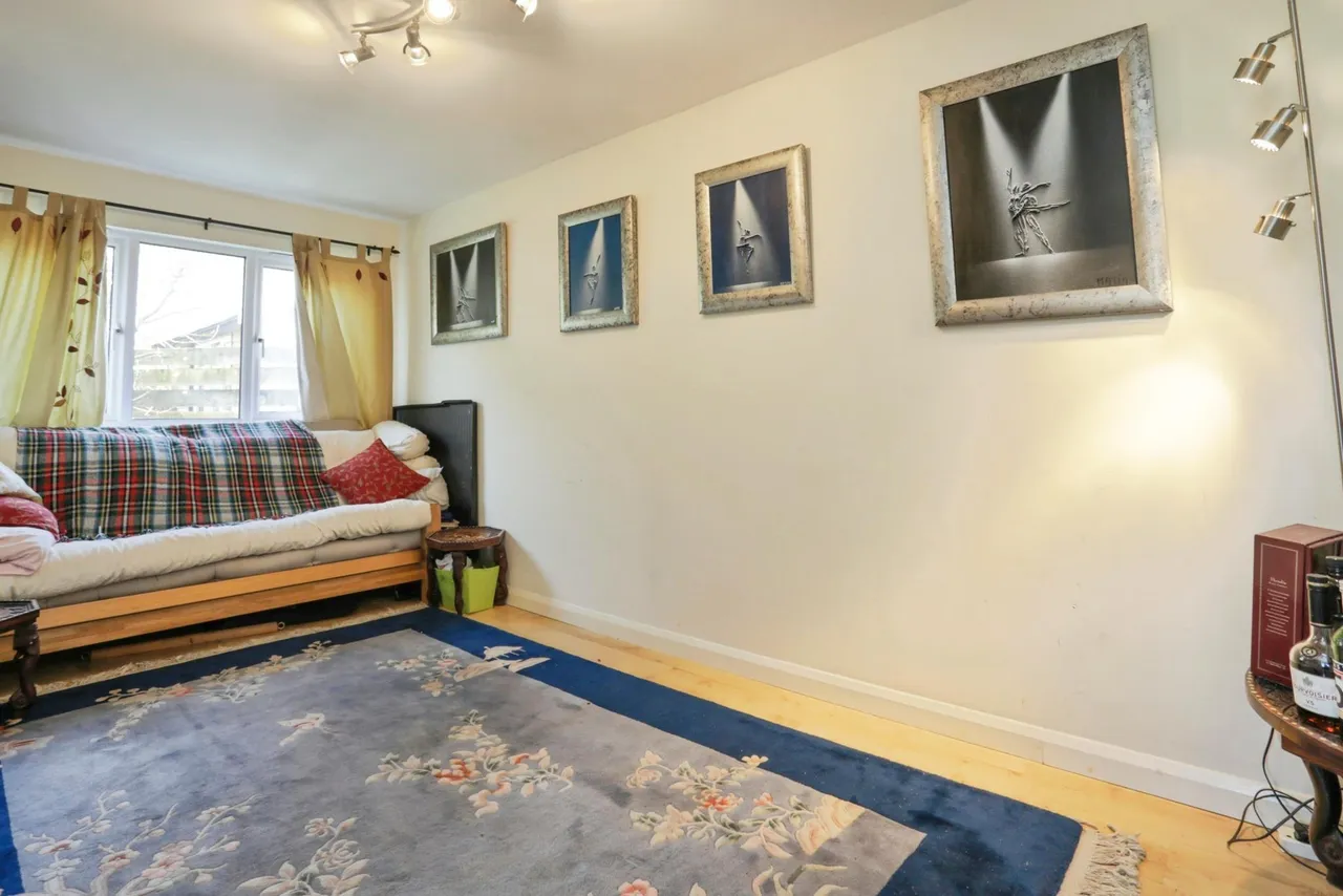 Ickworth Crescent, Ipswich, IP4, photo 9