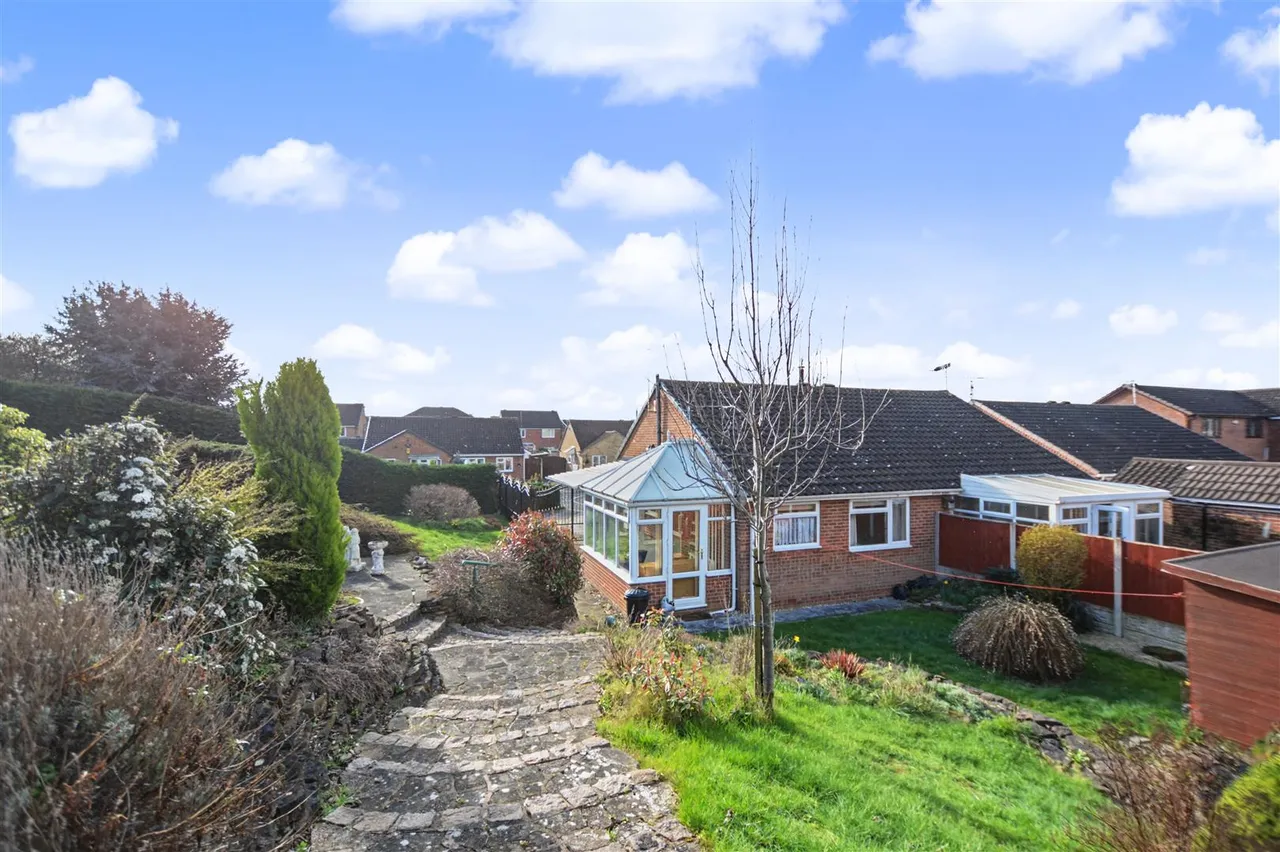 High Croft Close, Long Eaton, NG10, photo 4
