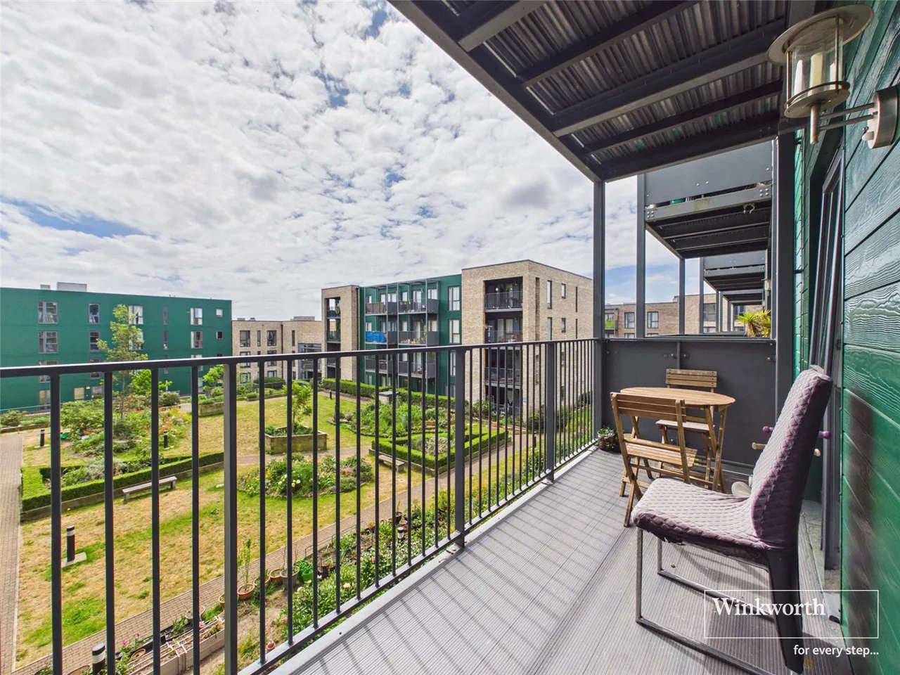 2 bed flat for sale — Telegraph Avenue, Colindale, London, NW9