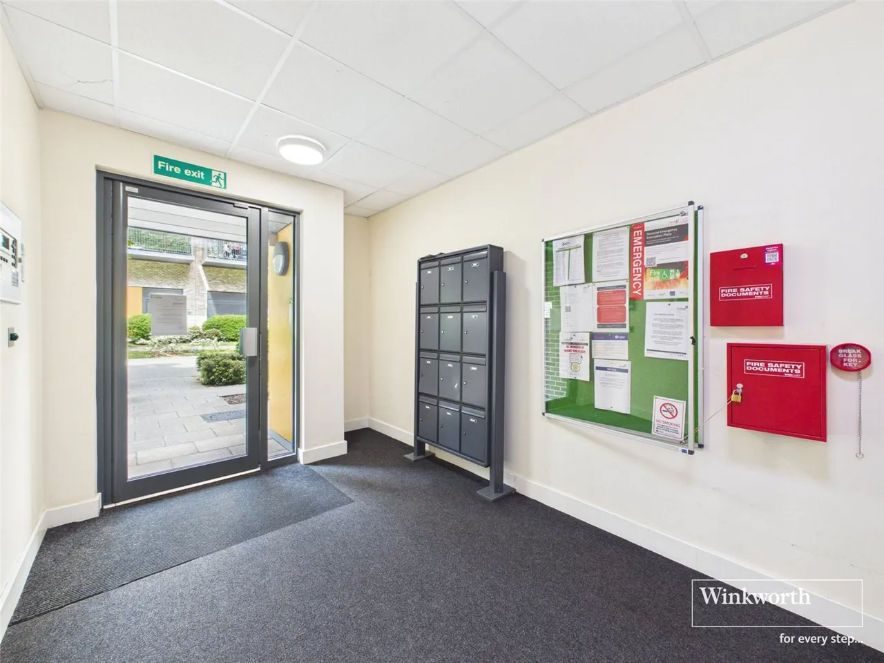Telegraph Avenue, Colindale, London, NW9, photo 9